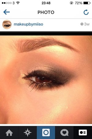 No photoshop No filter lots of tutorials on my Instagram!! @makeupbymiiso 
