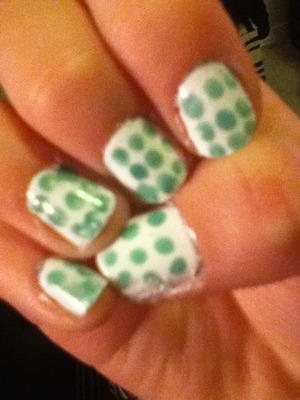 Polka dot nails