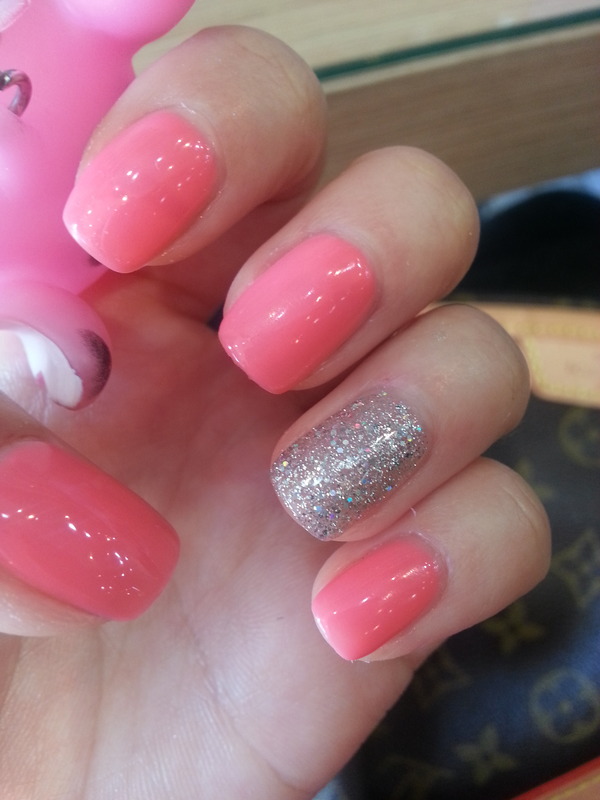 neon pink nail | Ji Hyo L.'s Photo | Beautylish