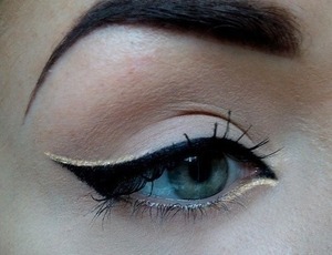 Classy eye look that can be cute and casual or super elegant

Look found on: lovelyish.com