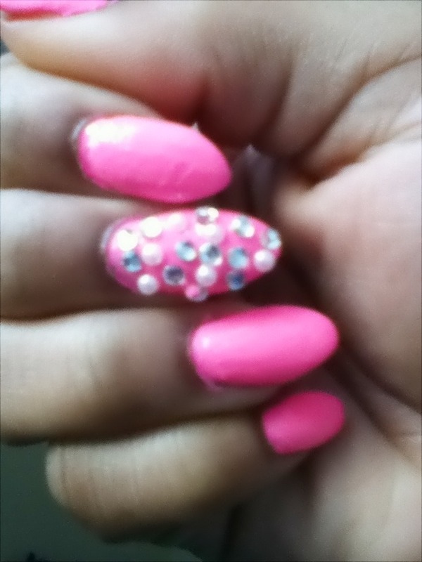 STILETTO PINK DIAMOND AND PEARL NAILS | Ceseh H.'s Photo | Beautylish