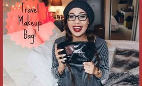 What's In My Travel Makeup Case?!