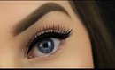 How To: Apply False Eyelashes for Beginners (Two Techniques!)