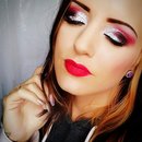 glitter red look