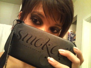Once again, smoked helped me creat this beautiful dramatic smoky eye with a punch