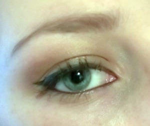Vampire eye makeup, beautylish tutorial: http://www.beautylish.com/v/rpgviu/wearable-vampire-tutorial
