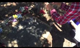 Vlogtober 14, 2014| Grave Yard Trip