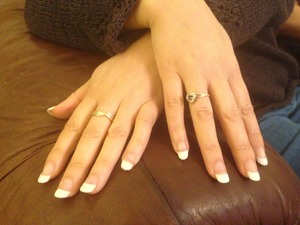 I do acrylics full set for £10! I'm located in Durham near Newcastle! 