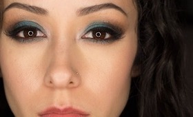 Blue Eyeshadow Look Using Kat Von D SpellBinding Eyeshadow Book