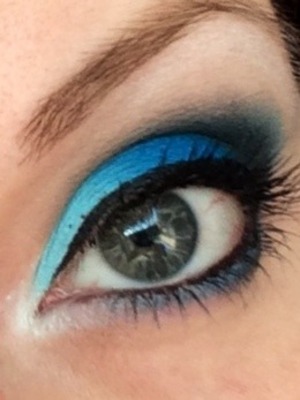 UD Electric palette
Sigma Creme Couture palette
Marc Jacobs liquid eyeliner
Eyeko the skinny mascara