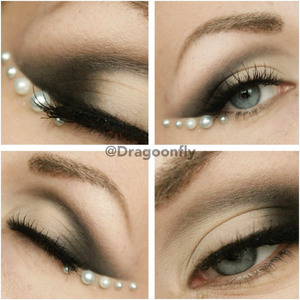 Using naked palette 2 - Foxy, tease and blackout (I think you can guess the placement ;)
The pearls are from "Panduro hobby" and is for scrapbooking i think :P