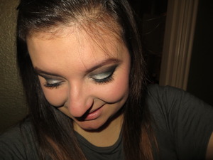 Beautiful Dramatic look using Wet N Wild's Color Icon Palette in Blue Had Me at Hello. LOVE IT :)
