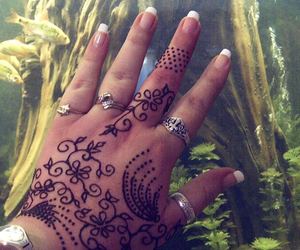 French Tips & Some Henna
