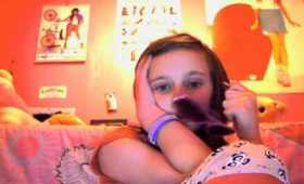 reneexxx8151's Webcam Video from April  8, 2012 04:49 PM