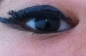 Is it cute 2nd time putting eyeliner on 