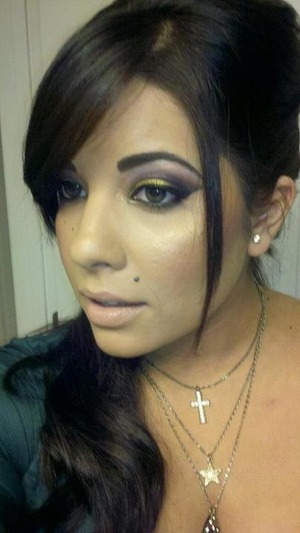 A glam glitz and gold look using metallic gold and plums