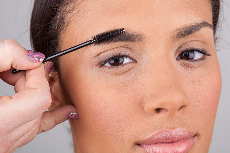 Erase Those Eyebrows Brow Coverage 101 Beautylish