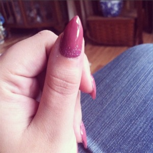 Vintage nails with glitter ombre.
