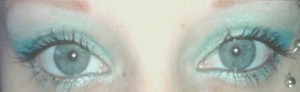 blue smokey eye