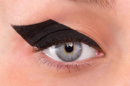 Take Your Cat Eye Game to The Next Level with the Bat Wing