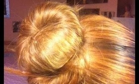 Tutorial CAPELLI; acconciatura chignon "a cipolla" con calzino (alla Carrie Bradshaw)