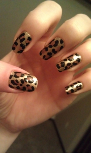 First time doing cheetah! (Using a bobby pin!)