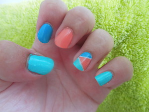 Accent Nail - Undercoat of white, striper taped and painted.
Barry M shades - GNP12 Greenberry; GNP13 Papaya; GNP15 Guava.