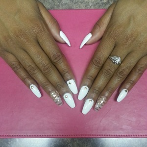 Products used were White on White by chin Glaze, Seche Vite top coat and gold hex's from www.dollarnailart.com