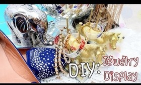 ♡ DIY: Jewelry Holder With Toys {Dollar Store Project}