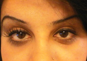 Fist use: Maybelline Falsies
2nd Coat: L'Oreal's Telescopic Mascara  
Then use an eyelash to comb out any clumps.


Ive actually had people pull on my lashes TELLING me that they are fake... #getoutofherealready 