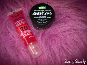 Next I chose the Hawaiian Tropic moisturising lip gloss with an spf of 20, in Aloha Kiss, and the LUSH lip scrub in Sweet Lips. I use the LUSH lip scrub every morning, it helps effectively remove all the dead skin from my lips and tastes and smells like chocolate, an added bonus. Afterwards I apply the lip gloss; I typically like to lounge in my pool and this lip gloss protects my lips from the sun and has a sweet fruity scent.