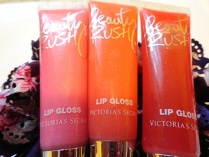 Victoria's Secret lip gloss 
(Photo taken by Me) 
http://msberrystylish.blogspot.com/
