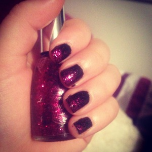 Black with pink ombré glitter