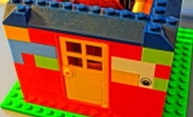 DIY Legos Makeup Holder