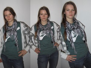 Comfy-day outfit based on favorite t-shirt

Jeans: Only Jeans, Only
T-shirt: Hank Green (Vlogbrothers, youtube) fan t-shirt, dftba.com
Cardigan: ?, inherited
Scarf: ?, Søstrene Grene [Grene Sisters]
