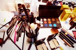Get Your Makeup Organized