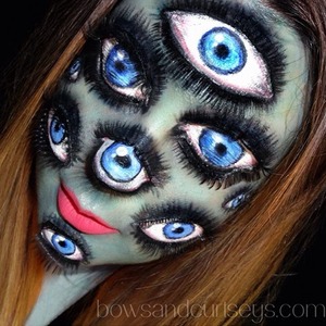 Blown away by this amazing Halloween look from Bows and Curtseys! This look features a mix of styles of our FAUX lashes.