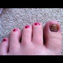 Pink toe nails with gold big toe &jems