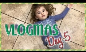 VLOGMAS DAY 5:  MAKING A SNOWMAN ON THE TILE...LOL