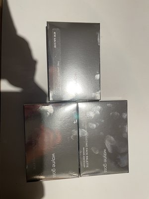 Photo of product included with review by Siyin  P.