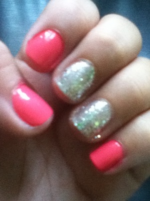 Products used: wet n wild in color: tropicalia, Victoria's Secret nail lacquer in color: star power 