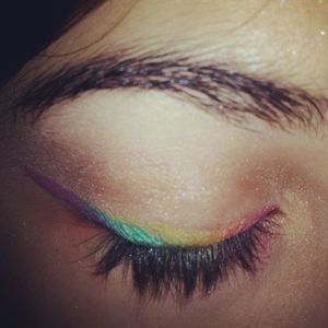 I tried the rainbow tutorial by Veronica M. and it came out so great!! :D
I just need to work on blending a little.... :)
