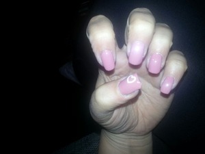 love the plain nails