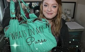 Whats In my Purse?