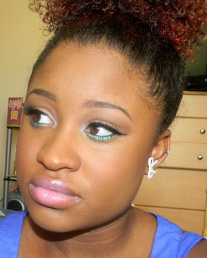 Simple eyes w/ big lashes & a pop of bright green on the lower lash line .. added some pretty pink lips !! :) 