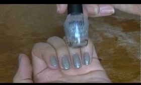 Strangekitty: Friday Nails - Winter Sparkle (Glitter Gradient Tutorial)