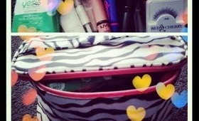 Whats in my Travel Beauty Bag?♥