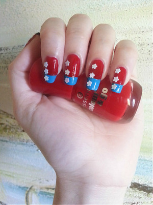 tutorial @ http://collegegirllife.com/2013/05/16/nail-designs-patriotic-nails/