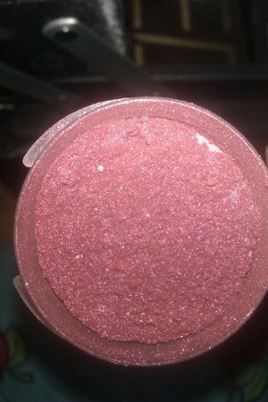 i-candy couture mineral pigment in candy apple