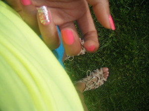 I wore so much neon that day and figured I'd paint my nails to match <3 